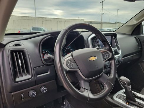 Used 2022 Chevrolet Colorado LT image 20
