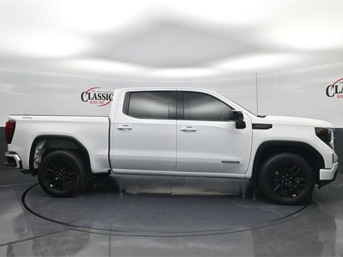 Used 2024 GMC Sierra 1500 Elevation image 6