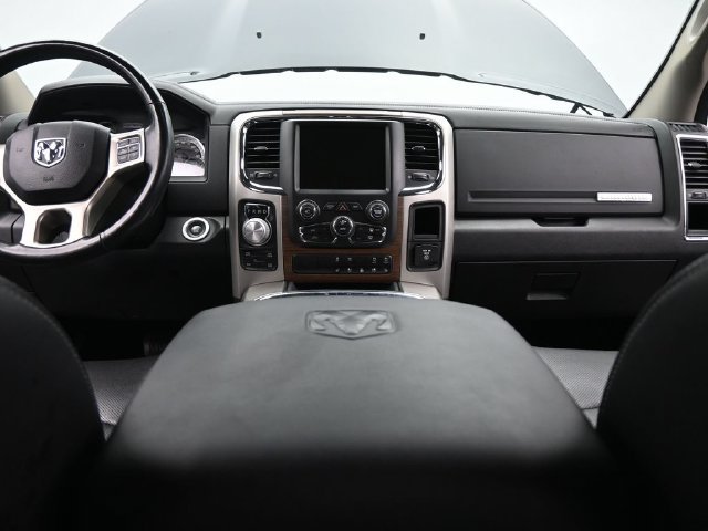 Used 2017 RAM 1500 Laramie w/ Convenience Group AWD/4WD image 24