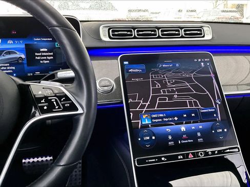 Certified 2022 Mercedes-Benz S 500 4MATIC image 6