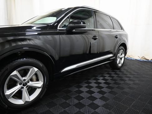 Used 2021 Audi Q7 3.0T Premium image 17