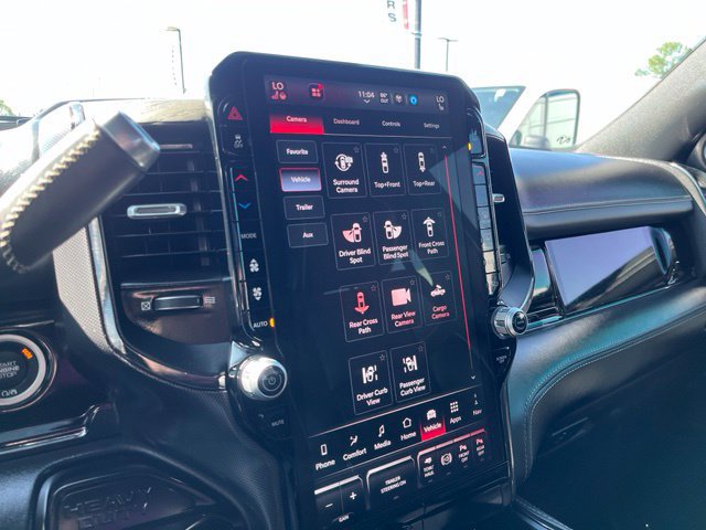 Used 2025 RAM 2500 Limited AWD/4WD image 31