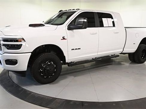 Used 2025 RAM 3500 Laramie w/ Night Edition image 5