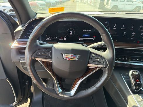 Used 2022 Cadillac Escalade Luxury image 20