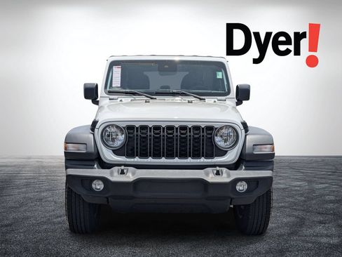 Used 2025 Jeep Wrangler Unlimited Sport AWD/4WD image 9