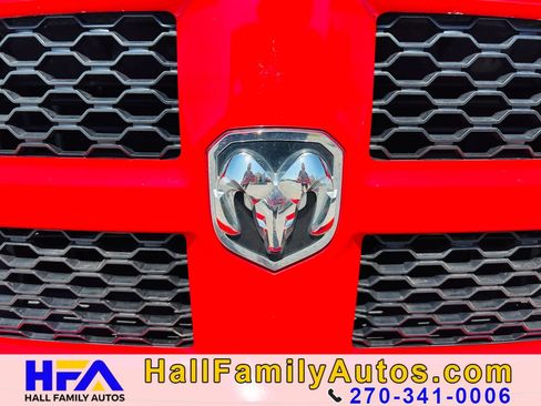 Used 2016 RAM 1500 Express AWD/4WD image 32