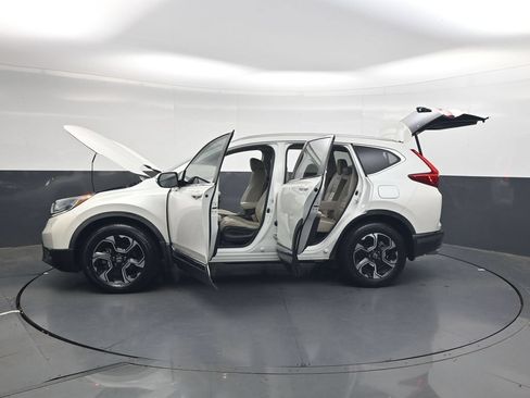 Used 2018 Honda CR-V Touring image 40