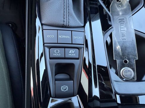New 2026 Toyota Camry XSE FWD image 22