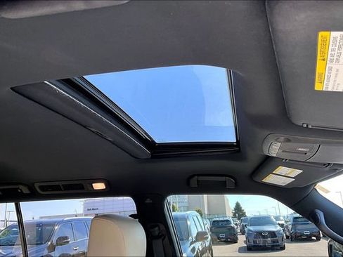 Used 2021 INFINITI QX80 Sensory w/ Cargo Package AWD/4WD image 22