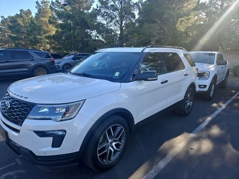 Used 2018 Ford Explorer Sport w/ Equipment Group 401A AWD/4WD image 1