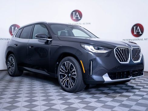 New 2026 BMW X3 xDrive30i w/ Premium Package AWD/4WD image 1