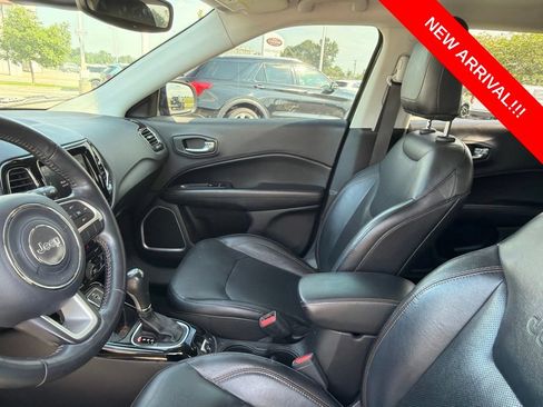 Used 2018 Jeep Compass Limited AWD/4WD image 7