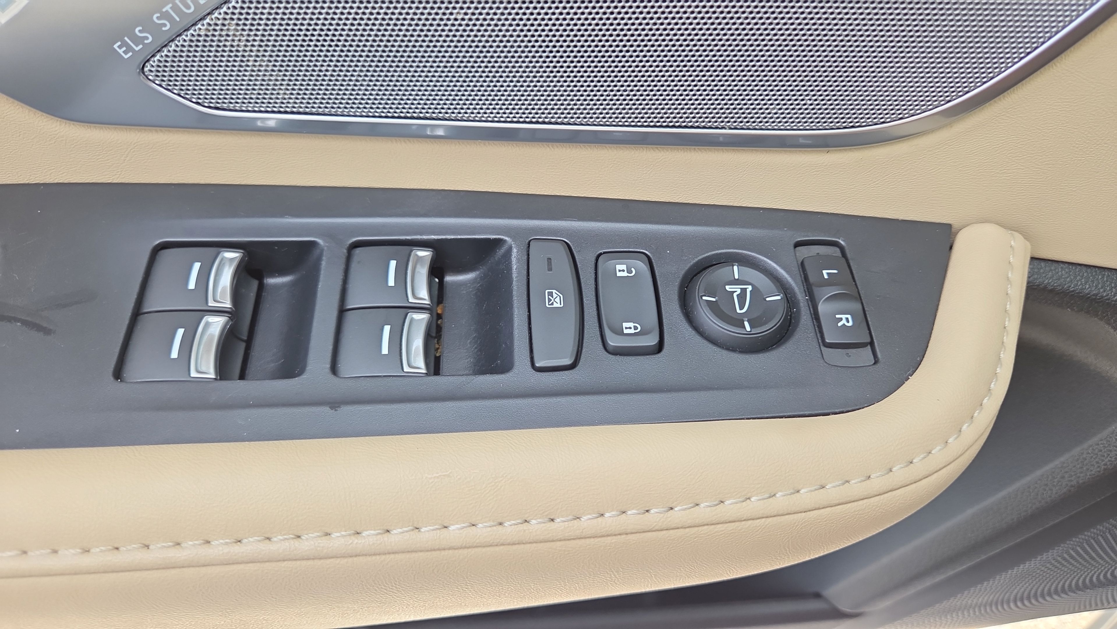Certified 2023 Acura RDX w/ Technology Package FWD image 33