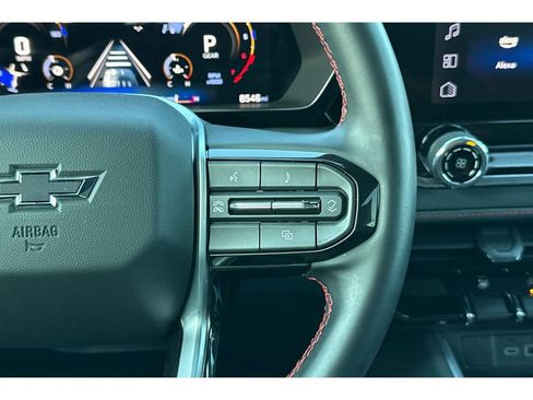 Used 2024 Chevrolet Colorado Z71 w/ Safety Package image 38