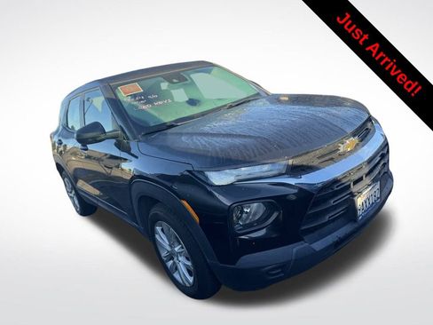 Used 2022 Chevrolet TrailBlazer LS image 1