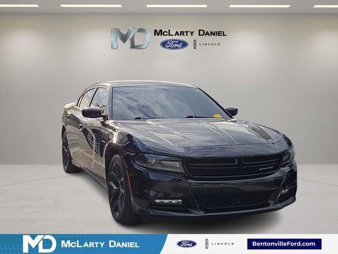 Used 2021 Dodge Charger SXT w/ Plus Group image 1