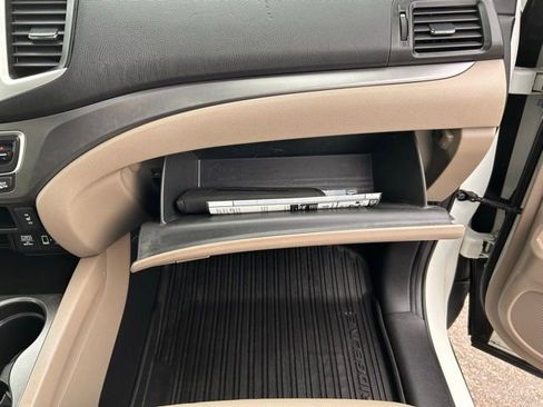 Used 2019 Honda Ridgeline RTL-T image 37