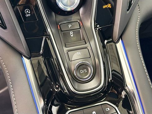 Used 2024 Acura RDX SH-AWD w/ Advance Package image 19