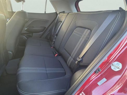 Used 2023 Hyundai Venue SEL w/ Cargo Package FWD image 19