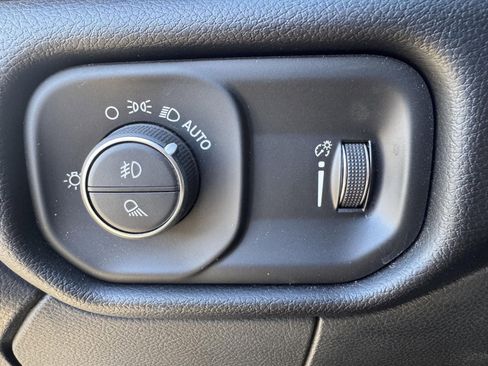 Used 2022 RAM 2500 Big Horn w/ Level A Equipment Group image 14