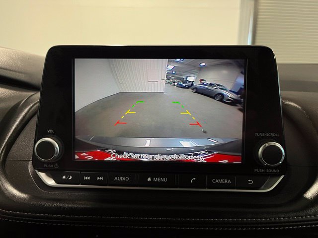 Used 2024 Nissan Rogue S AWD/4WD image 26