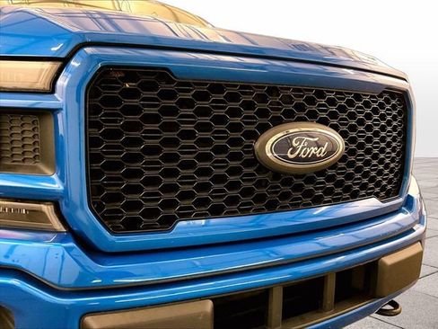 Used 2019 Ford F150 XLT w/ Equipment Group 302A Luxury AWD/4WD image 29