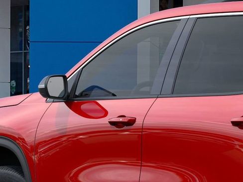 New 2026 Chevrolet Traverse LT image 12