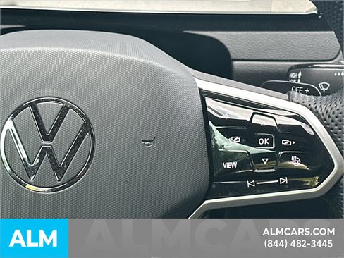 Used 2023 Volkswagen Arteon SE FWD image 30