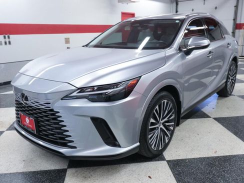 Used 2023 Lexus RX 350 Premium Plus w/ Accessory Package (K3) FWD image 5