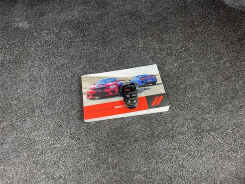 Used 2022 Dodge Charger R/T w/ Blacktop Package image 79