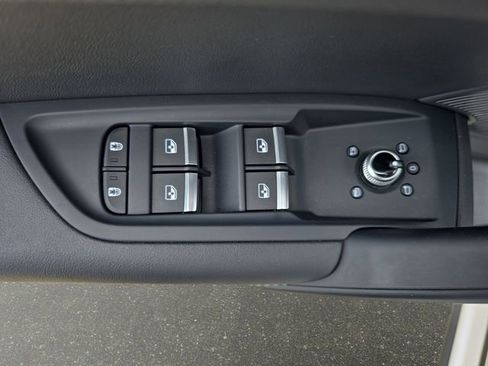 Used 2023 Audi Q5 2.0T Premium Plus AWD/4WD image 31