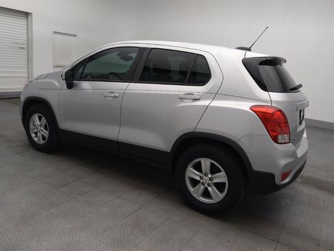 Used 2021 Chevrolet Trax LS w/ Tint and Cruise Package FWD image 3