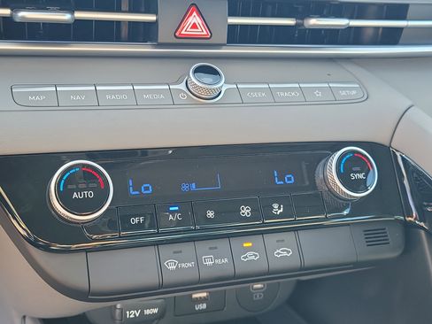 New 2026 Hyundai Elantra SEL FWD image 23