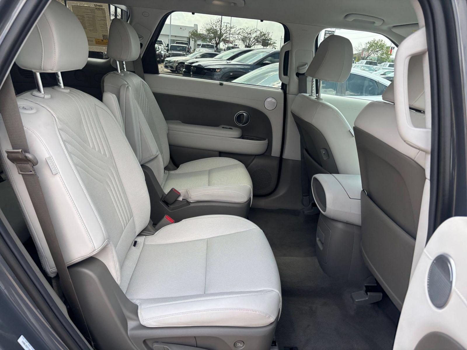 Used 2026 Hyundai Palisade SEL FWD image 28