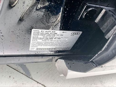 Used 2021 Audi Q5 2.0T Premium Plus image 18