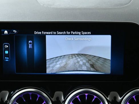 Certified 2025 Mercedes-Benz GLA 250 4MATIC image 21