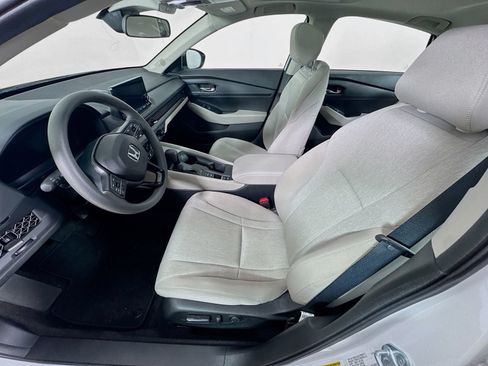 Certified 2025 Honda Accord SE image 10