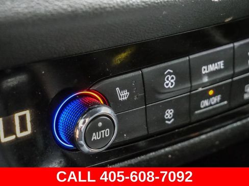 Used 2024 Buick Enclave Essence w/ Sport Touring Edition FWD image 53