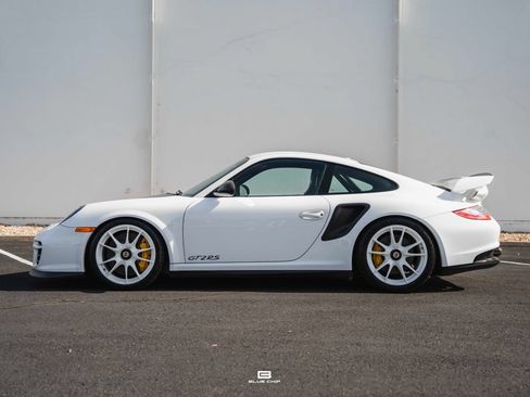 Used 2011 Porsche 911 GT2 RS RWD image 6