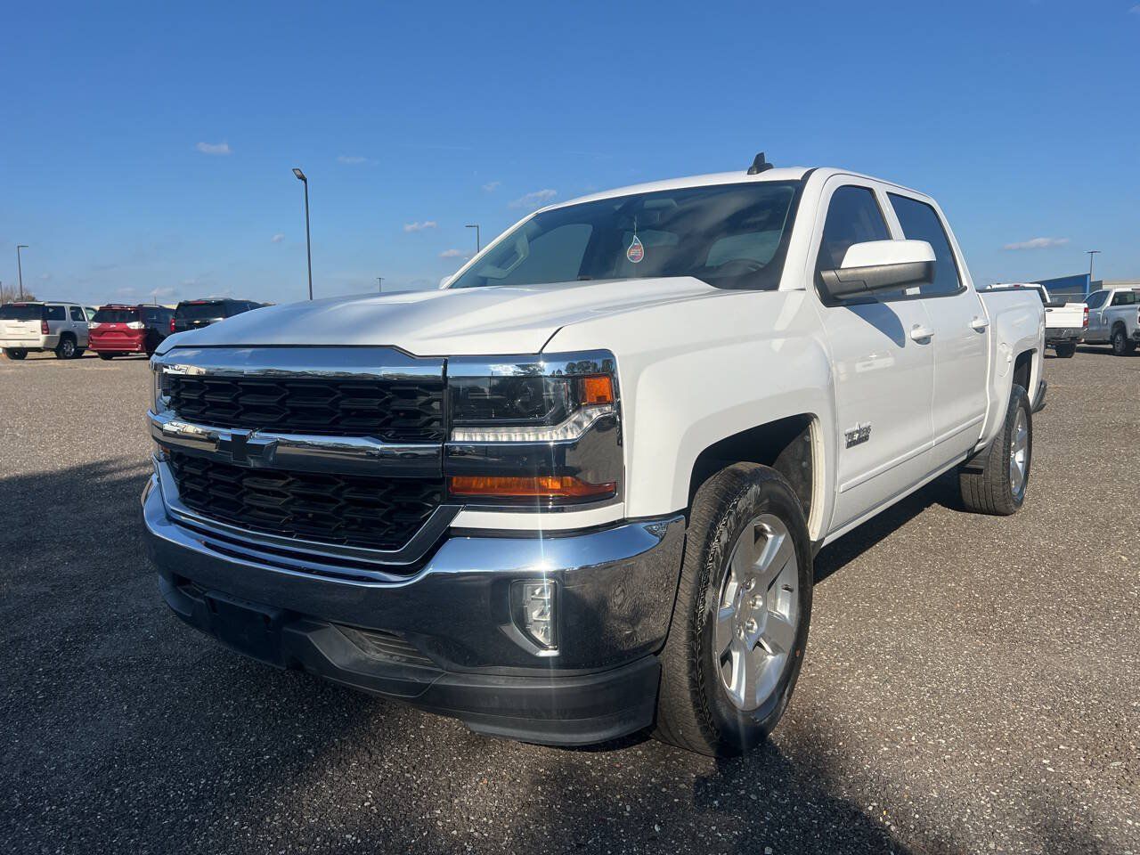 Used 2018 Chevrolet Silverado 1500 LT w/ Texas Edition RWD image 1
