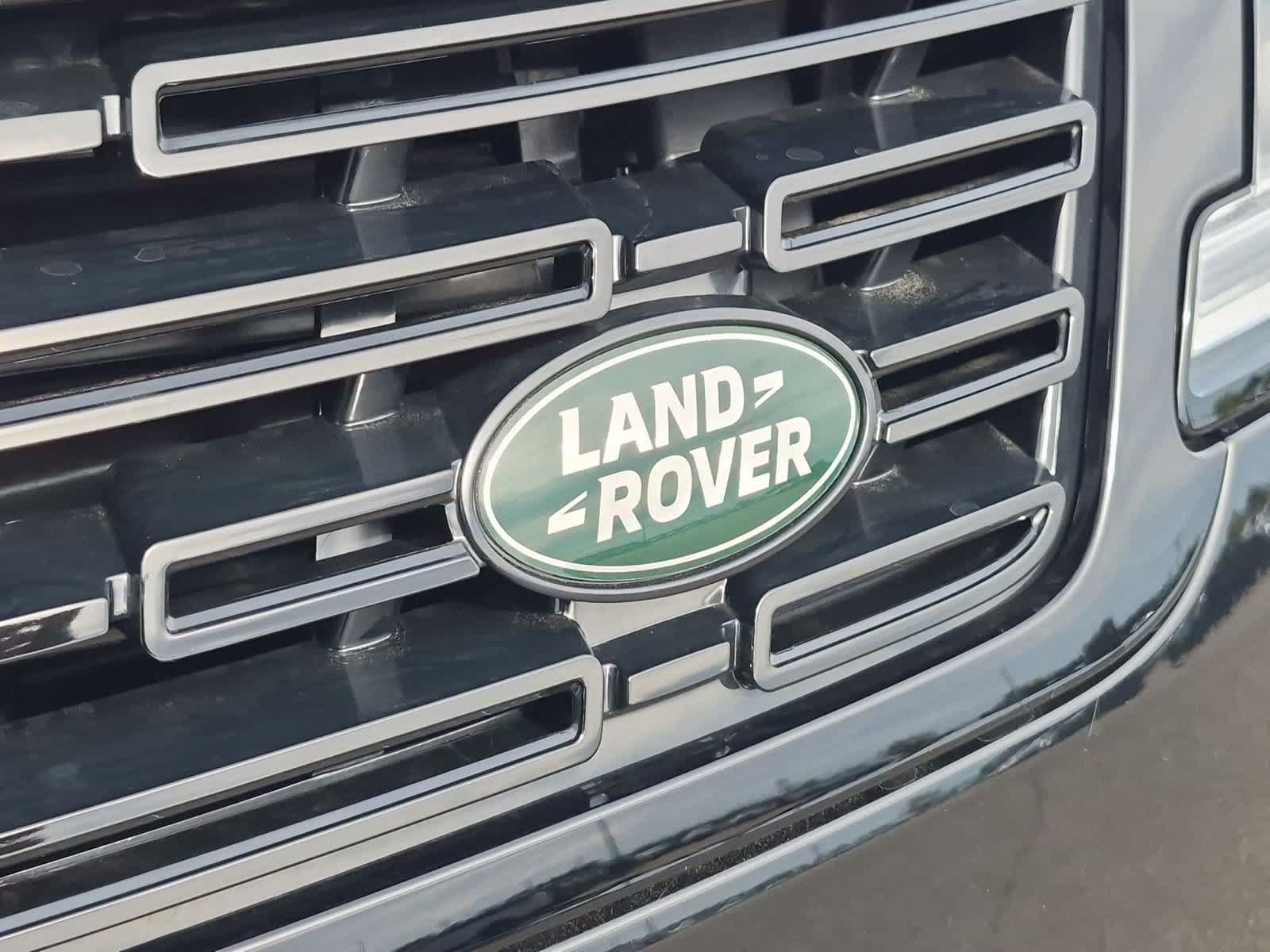 New 2027 Land Rover Range Rover Sport Dynamic SE AWD/4WD image 11