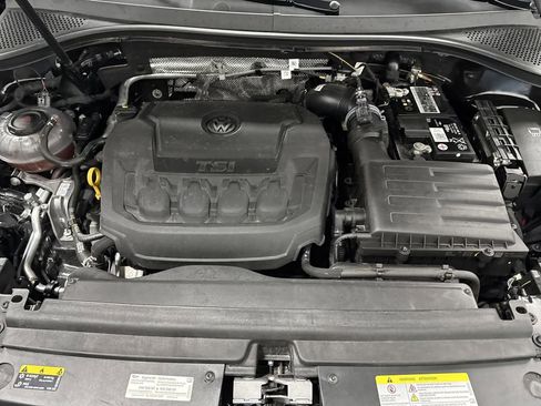 Used 2023 Volkswagen Tiguan SE image 34