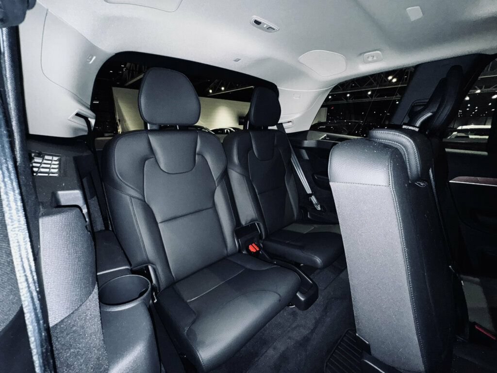 Used 2024 Volvo XC90 T8 Plus w/ Protection Package Premier AWD/4WD image 30