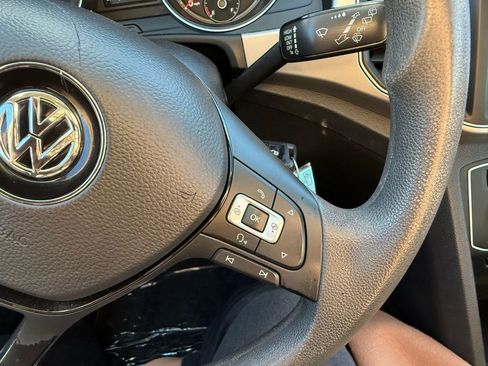 Used 2018 Volkswagen Atlas Launch Edition image 25