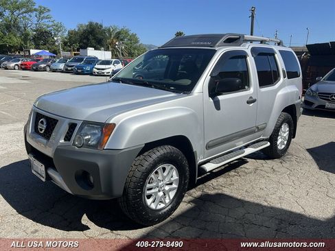 Used 2014 Nissan Xterra S image 5