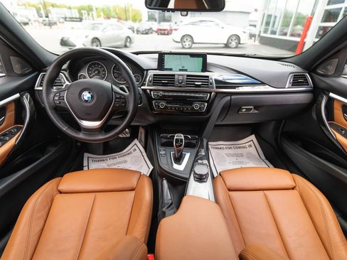 Used 2018 BMW 330i xDrive Sedan w/ Premium Package AWD/4WD image 13