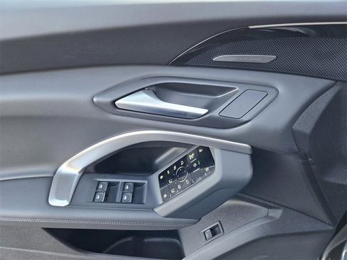 New 2025 Audi Q5 Prestige image 18