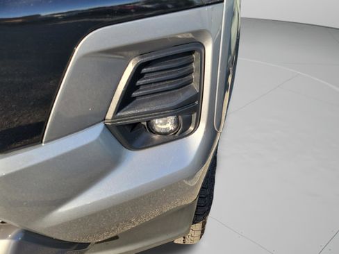 Used 2024 Chevrolet Colorado Z71 w/ Z71 Convenience Package 2 AWD/4WD image 9