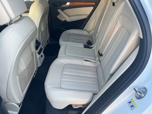 Used 2023 Audi Q5 2.0T Premium Plus w/ Premium Plus Package image 10