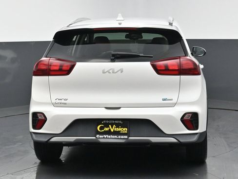 Used 2022 Kia Niro LXS image 4